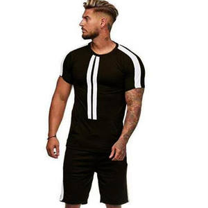 Pantalones cortos atléticos personalizados para hombre con bolsillos Conjuntos de chándal de color de contraste ecológicos de Maximize Wear-Venta al por mayor - Product Image 4