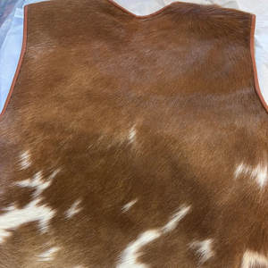 Ropa de moda de alta calidad Chaleco cómodo de cuero de vaca Chaleco de cuero de vaca de diferentes colores Ropa cómoda - Product Image 6