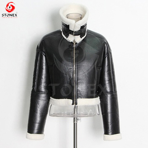 Chaqueta de cuero para mujer Chaqueta elegante ajustada Ropa de moda súper suave cómoda/Chaqueta de cuero para damas. - Product Image 1