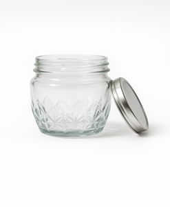 Tarro de vidrio Mason en relieve con tapa de metal almacenamiento hermético para uso doméstico perfecto para recetas de aperitivos - Product Image 6