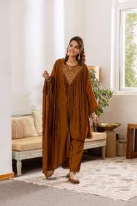 Conjunto de Kurti y Pantalón Elegante para Mujer, Ropa Étnica Tradicional Premium, Proveedor OEM, Mejor Precio al por Mayor - Product Image 6