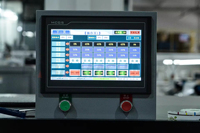 Machine d'impression flexographique multicolore horizontale de type unitaire pour étiquettes en rouleau
