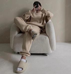 2021 New <b>Leisure</b> Sports <b>Suit</b> Loose Navel Cropped Long-sleeved Tops and Sweatpants <b>Women</b> Casual Sportswear - Product Image 1