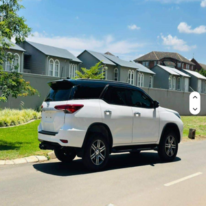 Toyota Fortuner trong kho tươi và sạch sẽ điều kiện tuyệt vời Giao hàng nhanh tay lái bên trái tay lái không có lịch sử tai nạn - Product Image 2