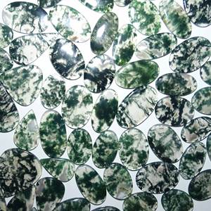 Pierre précieuse en vrac d'agate de mousse de quartz vert naturel faite à la main pour la fabrication étonnante de bijoux - Product Image 6