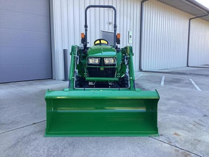 Tracteur utilitaire compact John Deere 3025E 24HP 4x4, transmission hydrostatique, chargeur frontal, diesel, prêt à l'emploi, à vendre. - Product Image 6