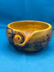 Cuenco de hilo de madera de estilo Simple hecho a mano, suministros de ganchillo de punto portátiles con recorte de remolino, regalo de tejedores amarillos - Product Image 2