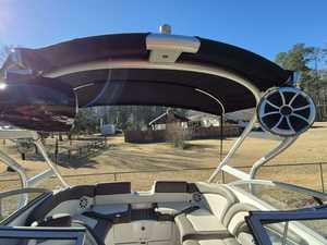 Bateau de travail YamahaBoats 24' 242 Limited S WalkAround d'occasion de 2011, bateau de remorquage, jetboat, sport, loisirs, famille, aventure, durable, marine - Product Image 4