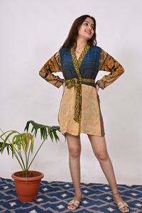 Mini robe décontractée robe courte imprimée robe sexy col en V motif indien robe en soie respirante pour femmes en soie à manches longues avec ceinture - Product Image 2