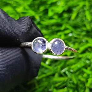 แหวนเงินแท้1.49กรัม925สวยงามพร้อมตัวเรือนชุบโรเดียมแทนซาเนตธรรมชาติสำหรับงานปาร์ตี้ - Product Image 3