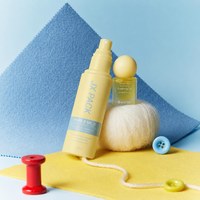 Hydratation Sensorielle 120ml Flacon Jaune Ambré Vaporisateur à Brume Fine Bleue Essence d'Eau Réparatrice Nuit Avancée Emballage en Vrac