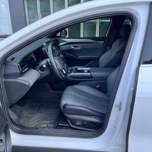 BYD Qin L (Modelo 2025) EV 545 Edición Excellence, Volante a la Izquierda, 150-200 CV, 100-200 Nm - Product Image 2