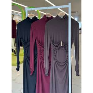 Vestido Elegante con Corte Ajustado y Detalle de Accesorios 2911, Busto Acentuado - Product Image 1