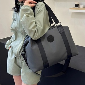 Sac de voyage à bandoulière unique étanche de grande capacité pour hommes pour affaires Fitness mode doublure en coton sac de voyage à courte distance - Product Image 4