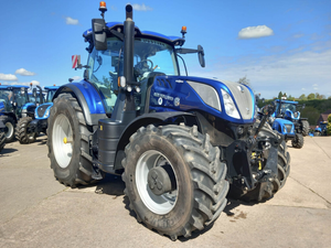 Tracteur Holland Workmaster 75 robuste et performant à vendre. Achetez maintenant. Livraison rapide. Performances fiables. Prix abordable. - Product Image 3