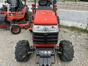 2005 Kubota BX2230D Tractor usado - Product Image 5