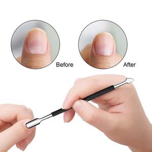Pousse-cuticules double face durable et réutilisable en acier inoxydable, outil de soin pour une manucure et une pédicure précises, professionnel - Product Image 3