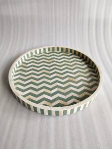 Plateau de service en incrustation d'os fait à la main rayé assiettes de vaisselle occidentales minimalistes de forme ronde pour la maison hôtel servant et articles décoratifs - Product Image 6