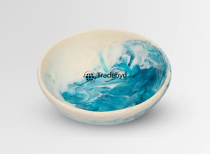 Tazón de resina creado por artesanos expertos para colecciones de decoración hechas a mano Tradebyd - Product Image 3