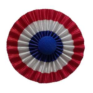 Cocarda tricolor italiana. Es una roseta decorativa en los colores nacionales de Italia: verde, blanco y rojo. - Product Image 1