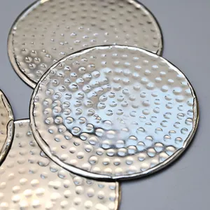 Posavasos de bebidas de metal duradero grabado de la mejor calidad para fines promocionales y de regalo con textura martillada a bajo precio - Product Image 4