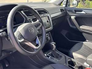 Seminuevo Clean 2024 Volks-wagen Tiguan 2,0 T SE FWD - Product Image 3