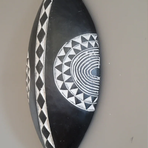 Escudo Náutico de Madera Africana de 24-25 Pulgadas, Producto de Seguridad para Protección, Armadura Decorativa Negra, Escudo de Caballero, Artesanía Calvin - Product Image 4