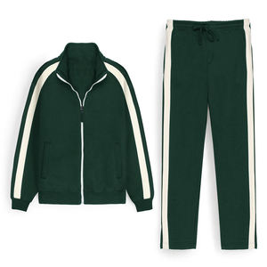 Conjunto Deportivo para Hombre a Precio de Mayoreo, Diseño Personalizado, Conjunto de Dos Piezas Verde Moderno, Chaqueta y Pantalones Jogger con Rayas Blancas - Product Image 1