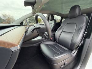 IMPRESIONANTE TE-S-LA MO-DEL Y 2023 DE ALTO RENDIMIENTO CON TRACCIÓN EN LAS CUATRO RUEDAS Y TRANSMISIÓN AUTOMÁTICA - Product Image 3