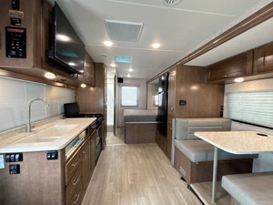 Vendedor Verificado de W-i-n-n-e-b-a-g-o V-i-t-a 24P Usado del 2020, Listo para Viajar - Product Image 6
