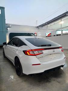 Honda Civic 2023 Usata, 4WD, 1.5T Benzina, Automatica, 4 Porte |   Pronto per l'esportazione - Product Image 5