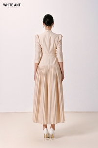 Nouveau modèle de robes avec ceinture pour femmes robe reggie sunray à plis vêtements d'été en tissu écologique grossiste vietnamien blanc - Product Image 4