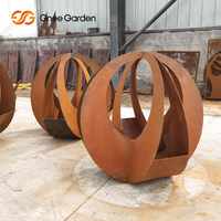 Pots et jardinières décoratifs en acier Corten de forme irrégulière (rectangulaire, triangulaire, carrée, ronde, conique) pour plantes succulentes et fleurs
