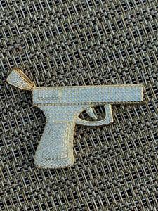 สร้อยคอจี้เพชรโมอิสซาไนต์ VVS สุดฮิต ดีไซน์ปืน ชุบทองคำขาว เงินแท้ 925 ประดับเพชรระยิบระยับ สไตล์ฮิปฮอป - Product Image 5