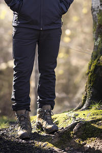 Pantalon d'extérieur Softshell coupe-vent avec genoux renforcés, doublure polaire, fabriqué en Turquie, vente en gros - Product Image 4
