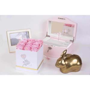 Boîte cadeau Luna Eternal Baby au design moderne, motif rose, motif végétal - Product Image 6