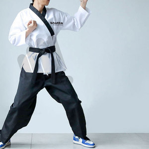 Uniforme de Taekwondo a la Moda en Colores Elegantes, Venta al por Mayor, Talla Grande, Cómodo y Transpirable, de Poliéster/Algodón, Personalizable con su Propio Logotipo - Product Image 6