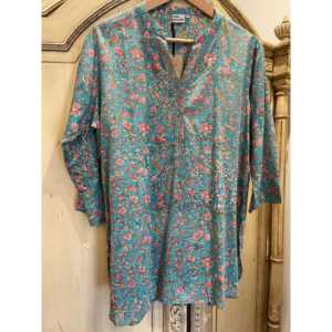 Chemise en Chiffon Imprimé Floral Forêt Liberty, Respirante, Viscose, Élément de Mode Bois de Santal - Product Image 1