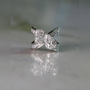 แหวนเพชรทรงพีร์และทรงเรเดียนท์ ประดับเพชรแพลตตินัม วงกว้าง ราคาโรงงานจากผู้ผลิตและผู้จัดจำหน่าย พร้อมจัดส่งทั่วโลก - Product Image 6