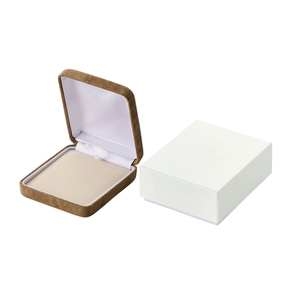 สีน้ำตาล