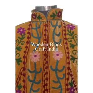 Chaqueta Acolchada de Invierno Elegante para Mujer, Tejida a Mano, con Bordado de Terciopelo, Diseño Suzani Exquisito, Forro de Algodón Suave - Product Image 3