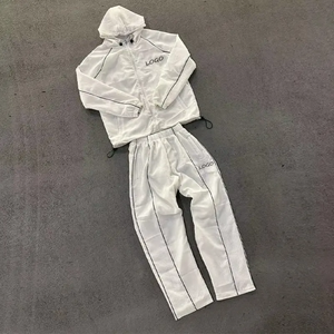 Conjunto Deportivo de Invierno Personalizado de Alta Calidad, Transpirable, Sólido, para Exteriores, Chaqueta Cortavientos de Poliéster y Algodón con Cremallera, Pantalones con Capucha y Cintas - Product Image 4