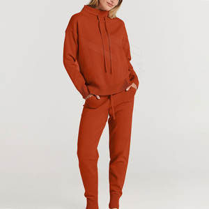 Top Trending Style Personalizar Logo Mujeres Chándales Pakistán Hecho Buena Calidad 100% Algodón Mujeres Chándales - Product Image 5