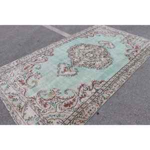 Alfombra Turca Grande, Alfombra Vintage de 5.5x9.5 pies, Alfombra de Lana con Diseño Floral Verde - Product Image 1