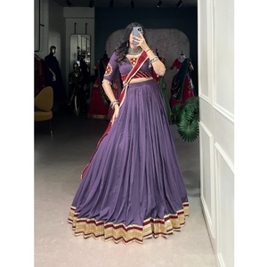 Dernière couleur Navratri Choli avec tissu de rayonne pure avec tissu en mousseline Dupatta Original Mirror Gamthi With Gota Patti - Product Image 1