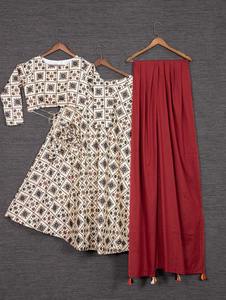 Lehenga Choli traditionnel indien de bonne qualité en pur coton avec imprimé Patola et dupatta, Lehenga Choli pour femmes, mariage indien - Product Image 2