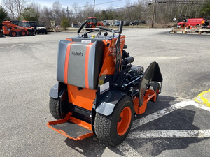 เครื่องตัดหญ้าแบบยืนขับ Kubota SZ19-36 ขนาด 36 นิ้ว 19 แรงม้า สำหรับงานพาณิชย์ขนาดเล็ก เครื่องตัดหญ้าแบบยืนขับ Kubota SZ19-36 สำหรับงานจัดสวน - Product Image 4