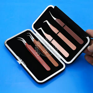 Pinzas para Extensión de Pestañas con Punta de Fibra, Mega Volumen, Agarre Nano, Herramienta Ligera para Crear Abanicos Fácilmente - Product Image 1