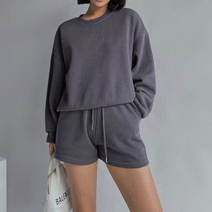 Ensemble de gymnastique brodé avec logo personnalisé pour femmes 100% coton pull à capuche short grande taille 2 pièces pull décontracté à capuche short été - Product Image 3