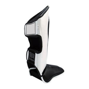 Espinilleras 2025 de color personalizadas directas del fabricante al por mayor para hombres, espinilleras de boxeo con impresión de logotipo personalizado a bajo precio - Product Image 2